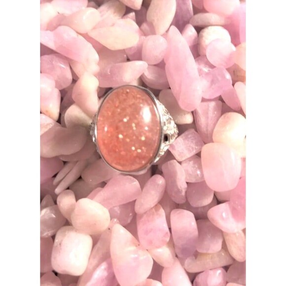 Beautiful Strawberry Quartz Ring  -  Adjustable - Picture 1 of 4